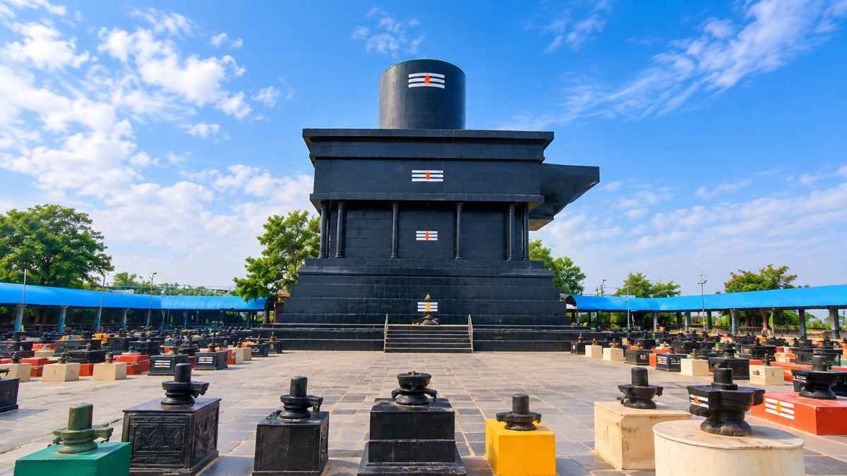 Kotilingeshwara Temple Karnataka